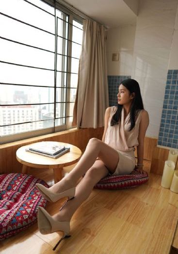 欧美浓妆头像_1080完整视频观看