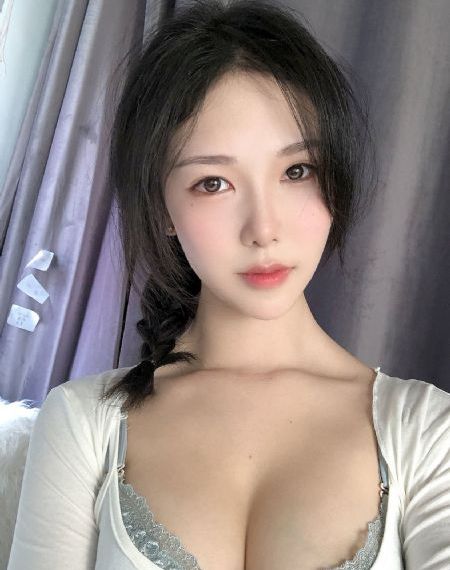 亚洲爆乳大丰满无码专区_DVD视频大全